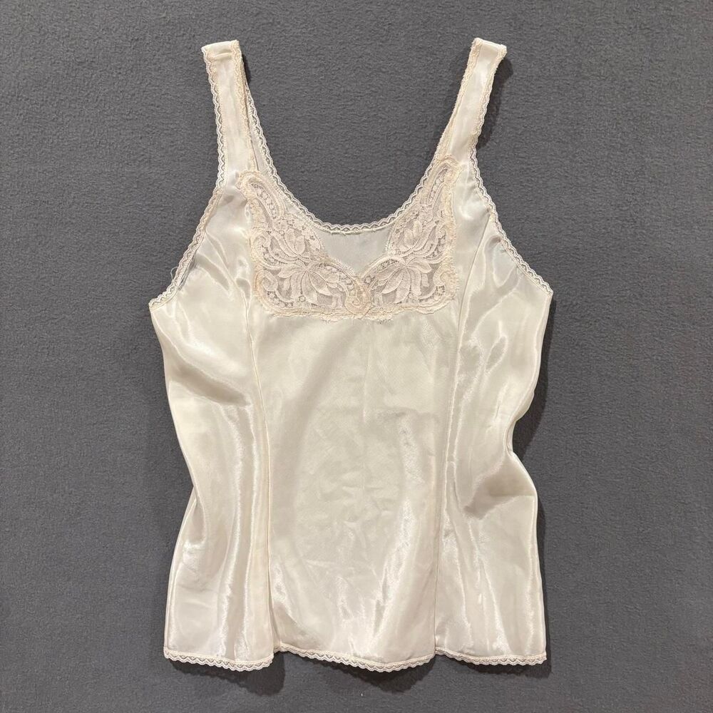 Sabrina by mervyns 1980’s lace cami top with  embroidery on the neckline